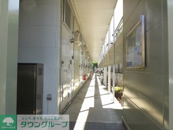 エントランス(設備・仕様は号室により異なる為、現況を優先致します。)