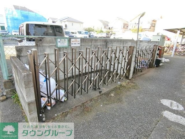 共有部分(☆ゴミだしマナーは守りましょう☆)