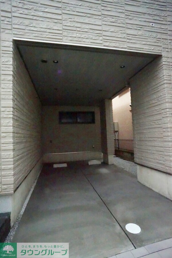 駐車場(エントランス)