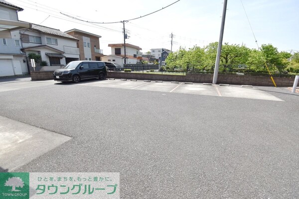駐車場(駐車場)