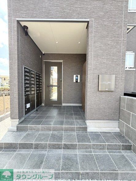 物件内観写真25　(エントランス)