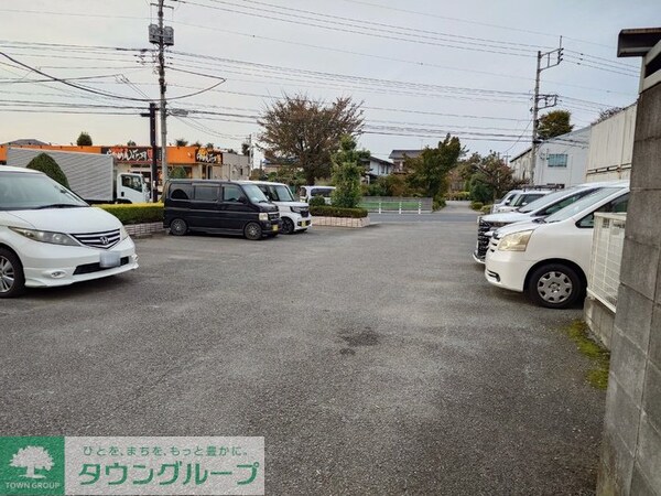 駐車場(駐車場)