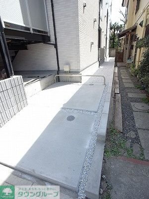 駐車場(バイク置き場)