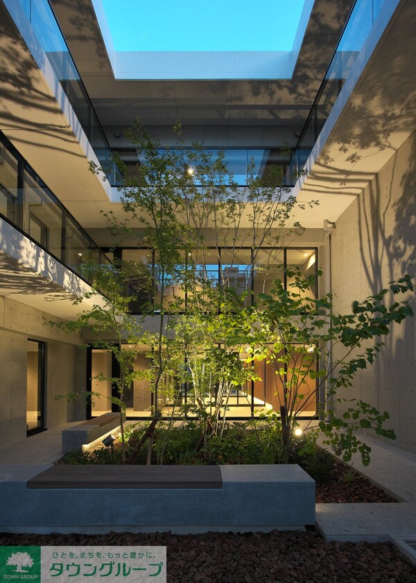 エントランス(エントランス)