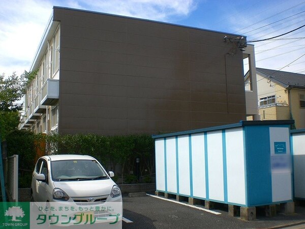 エントランス(駐車場)