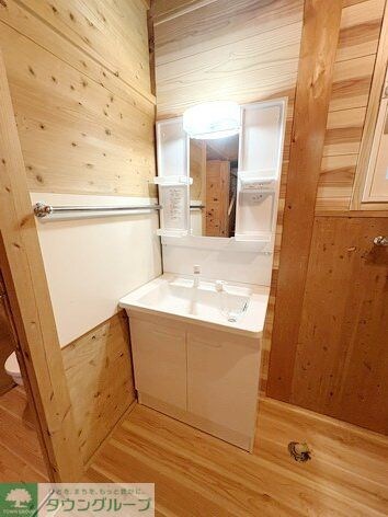 物件内観写真9　(洗面)