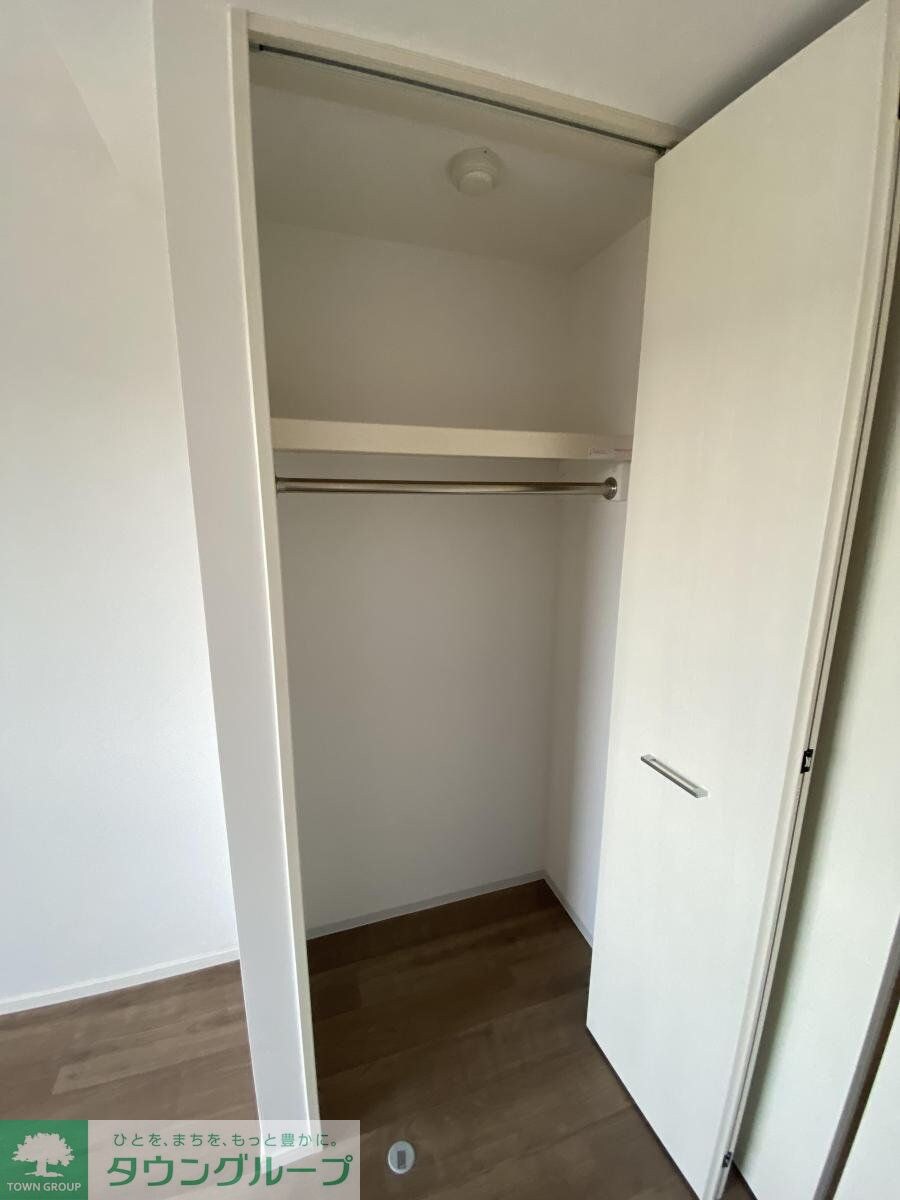 物件内観写真12　(収納)