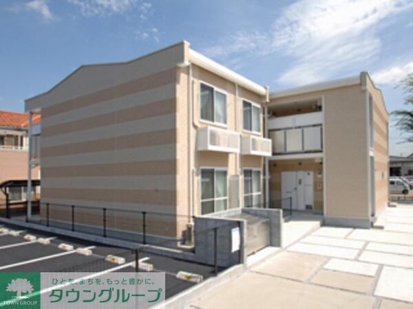 外観(☆２階建て！きれいな外観☆)