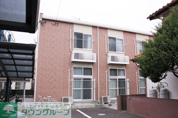 エントランス(居室窓側)