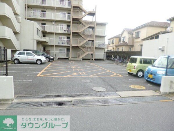 駐車場(駐車場)