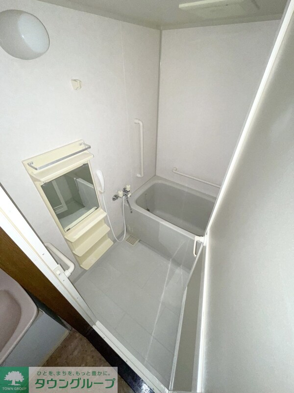 バス／シャワールーム等(※別部屋イメージ)