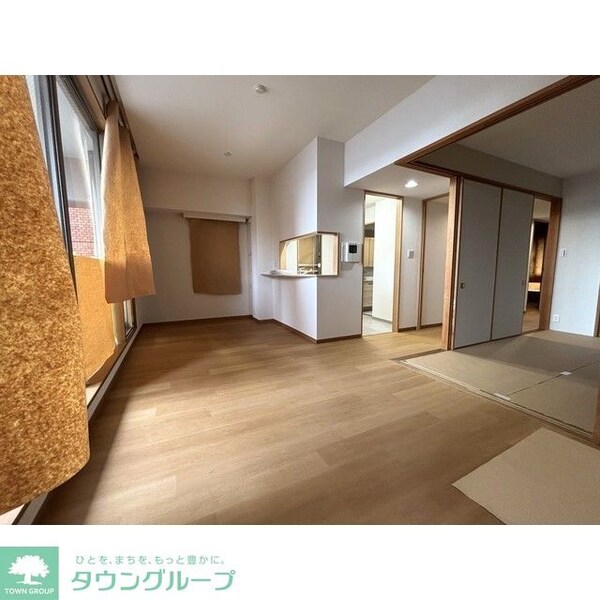 リビング・居室(※同タイプ別住戸写真)