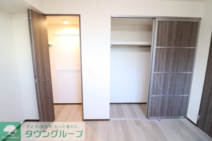物件内観写真12　(収納)