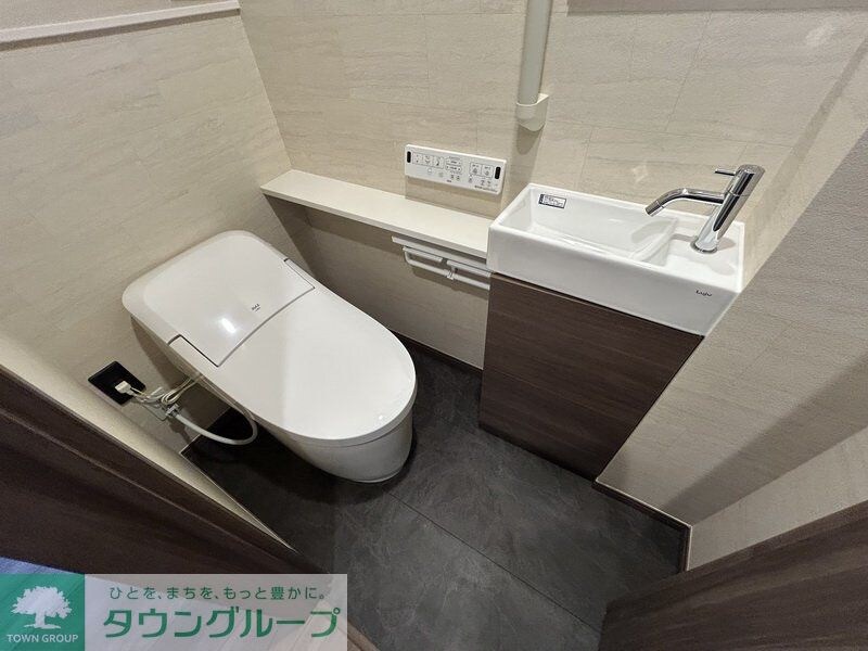 物件内観写真8　(トイレ)