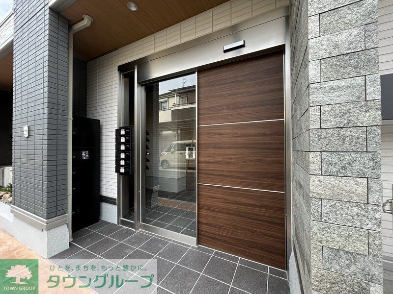 物件内観写真19　(エントランス)