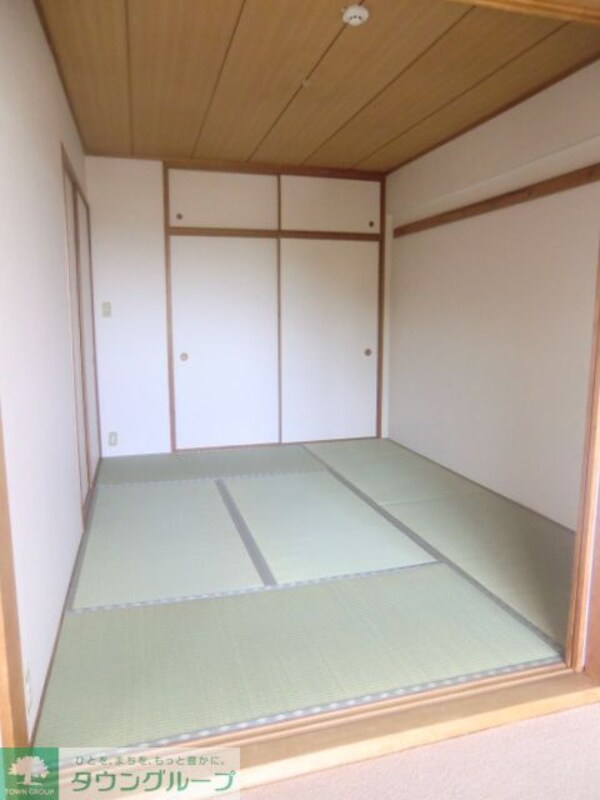 寝室(収納)