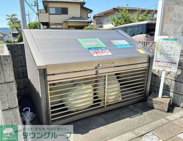 設備(ゴミ集積所)