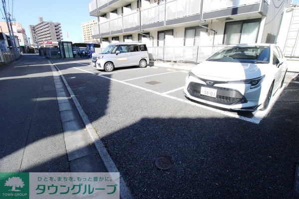 駐車場(駐車場)