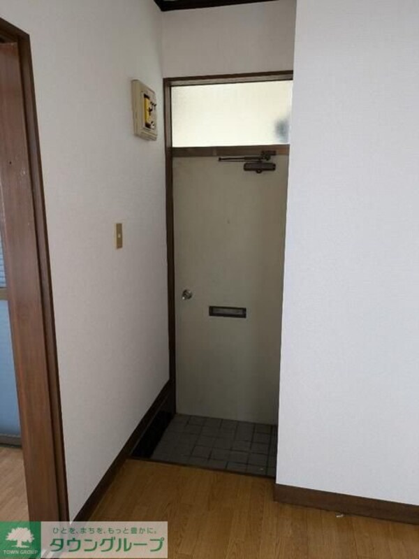 玄関(玄関)