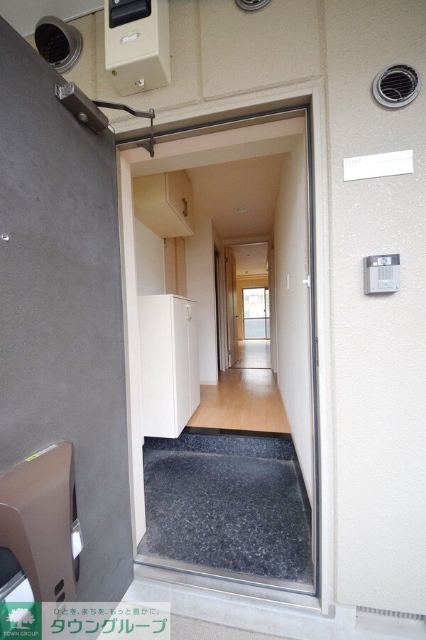 玄関(玄関)