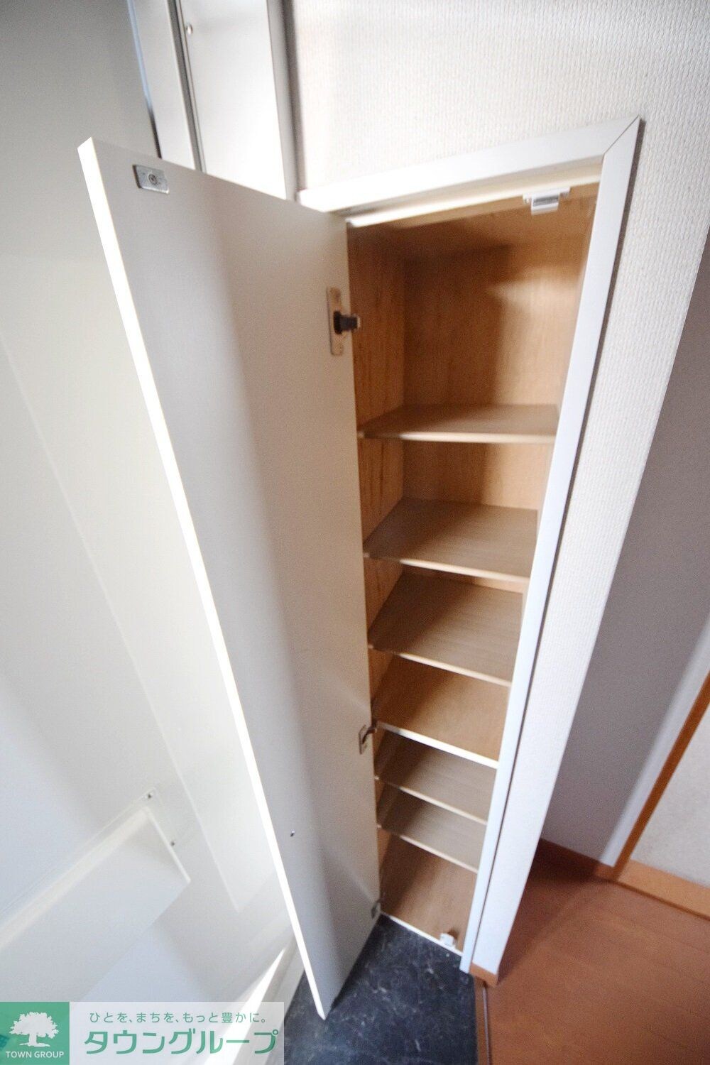 物件内観写真10　(収納)