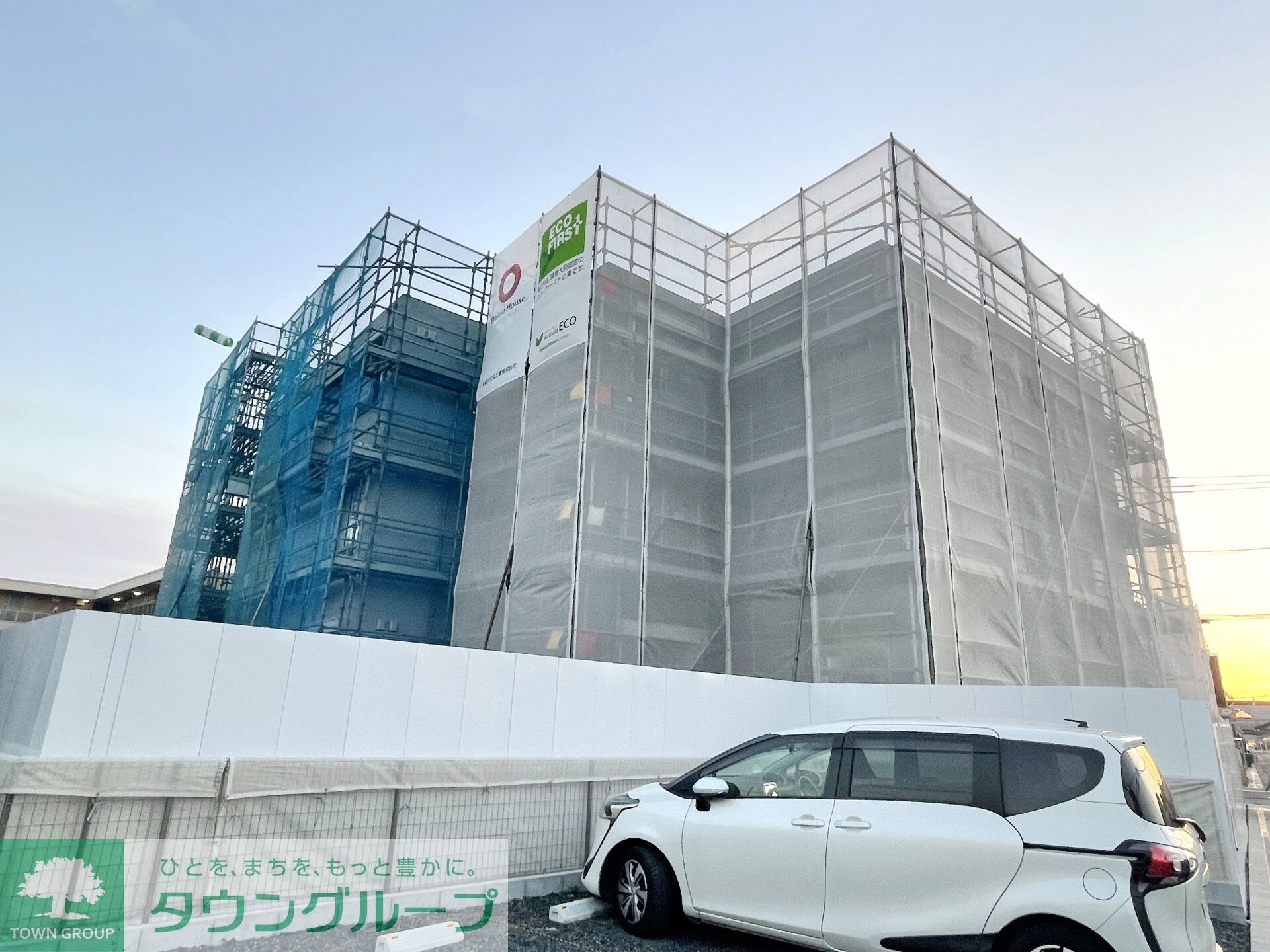 物件内観写真2　(駐車場)