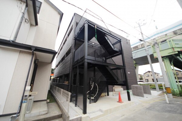 外観(駐車場)