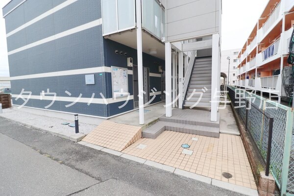 エントランス(庭)