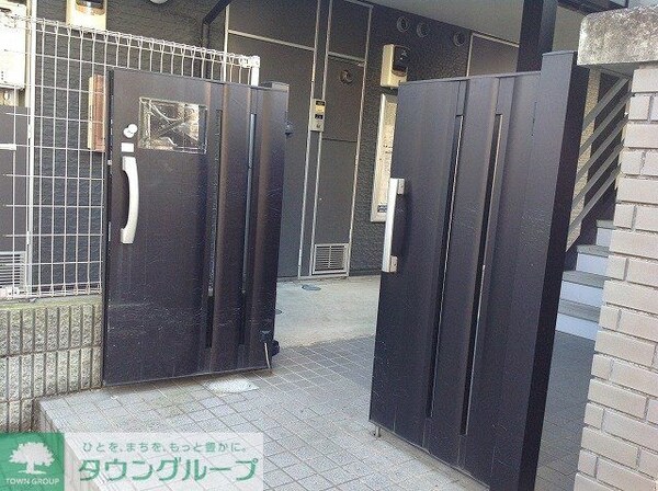 その他(オートロックゲート付き。)