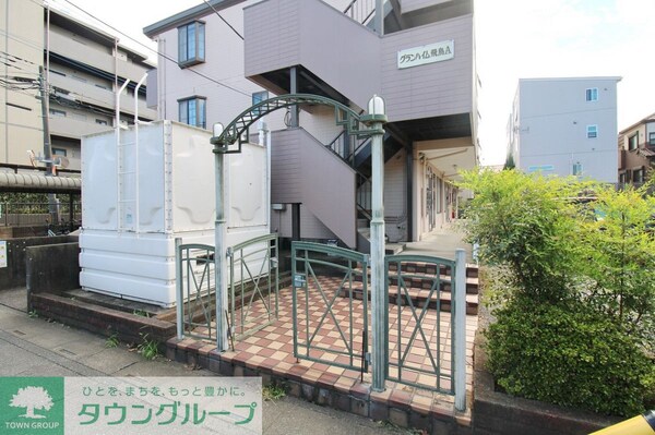 エントランス(外観)