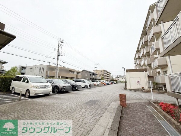 駐車場(駐車場)