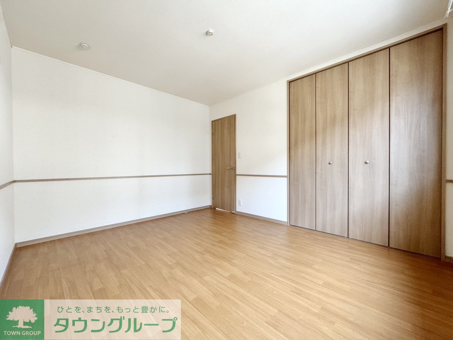 物件内観写真4　(収納)