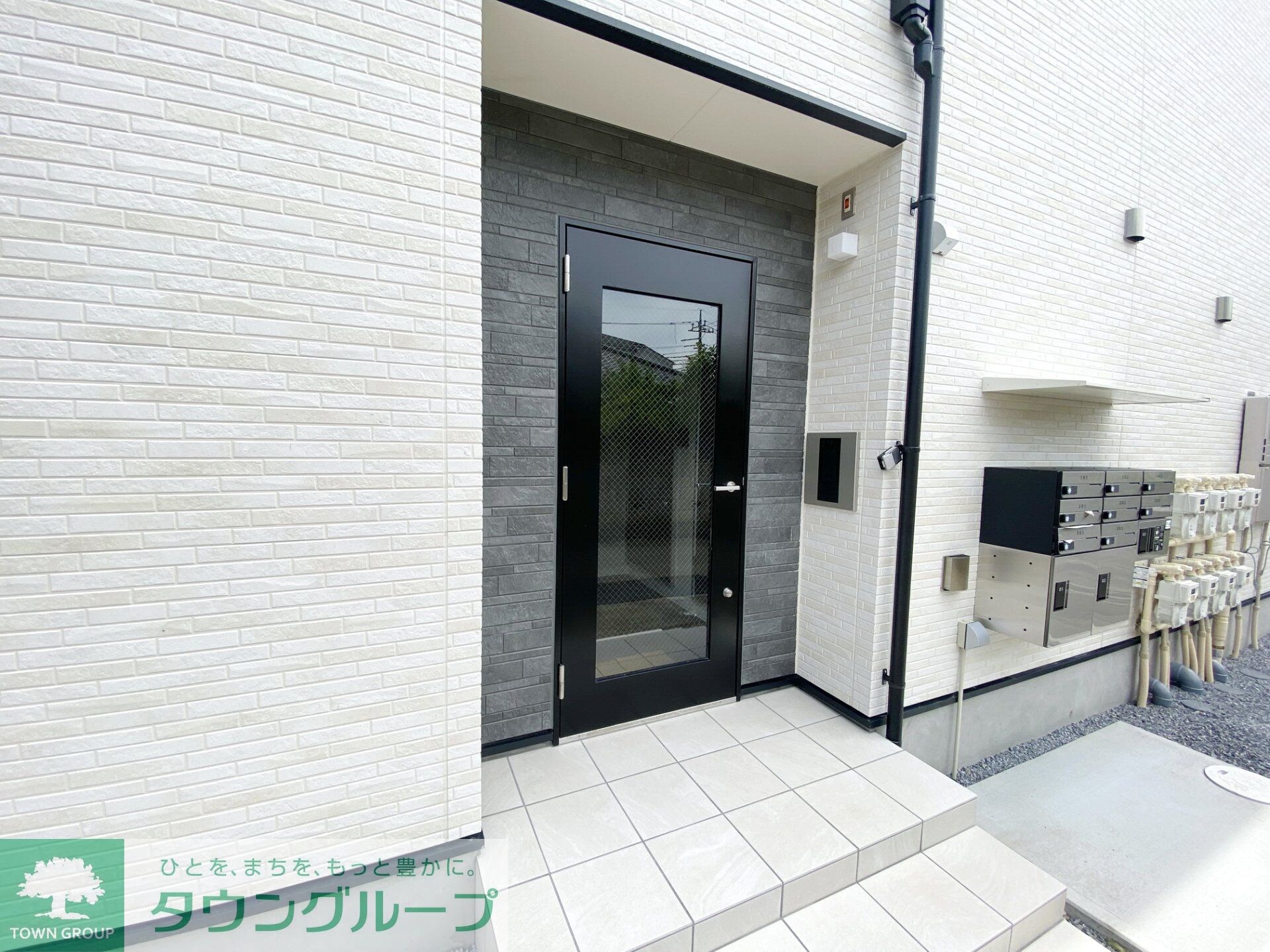 物件内観写真19　(エントランス)