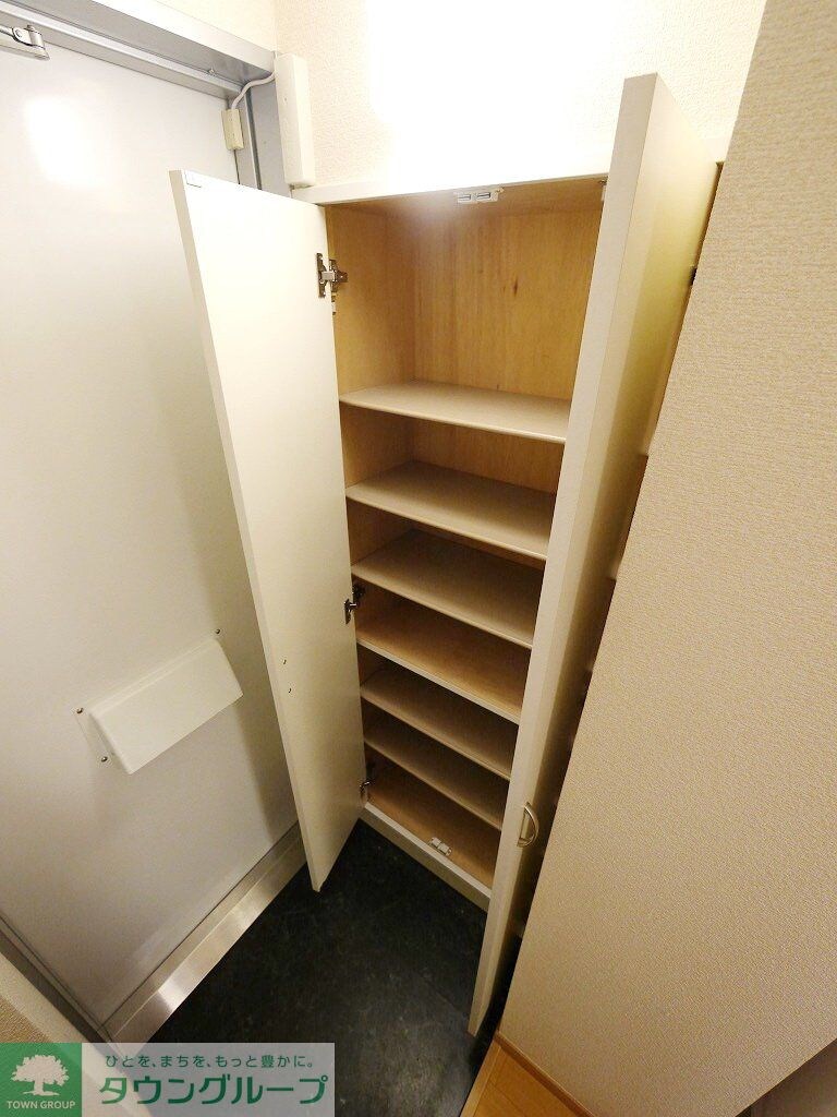 物件内観写真10　(収納)