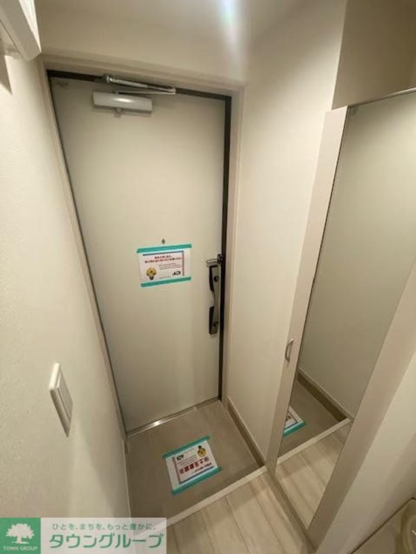 玄関(バルコニー)