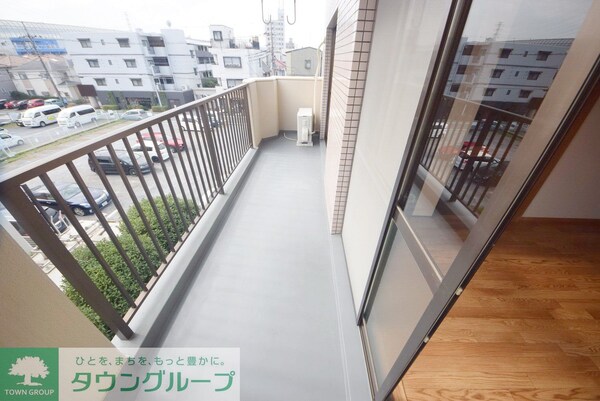 バルコニー