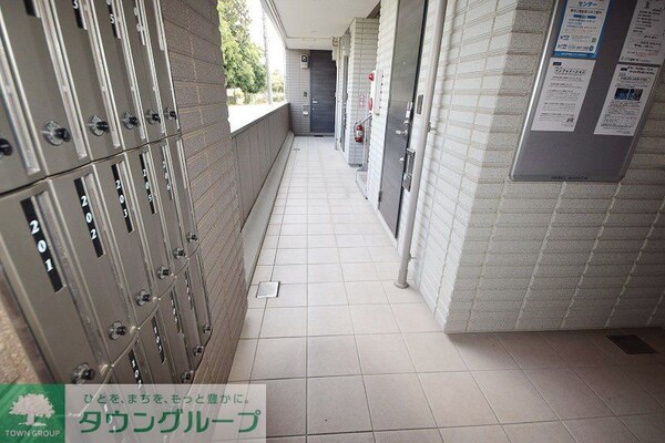 ロビー(庭)