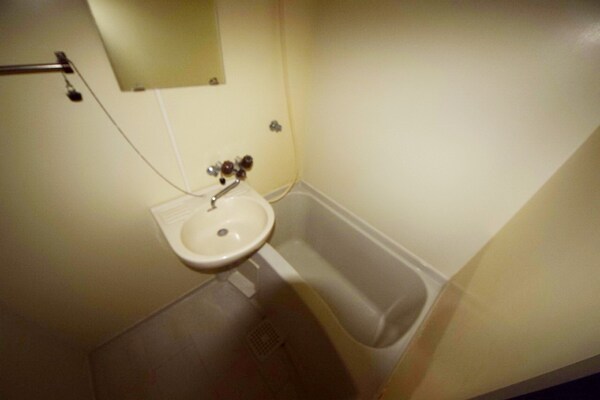 バス／シャワールーム等(洗面)