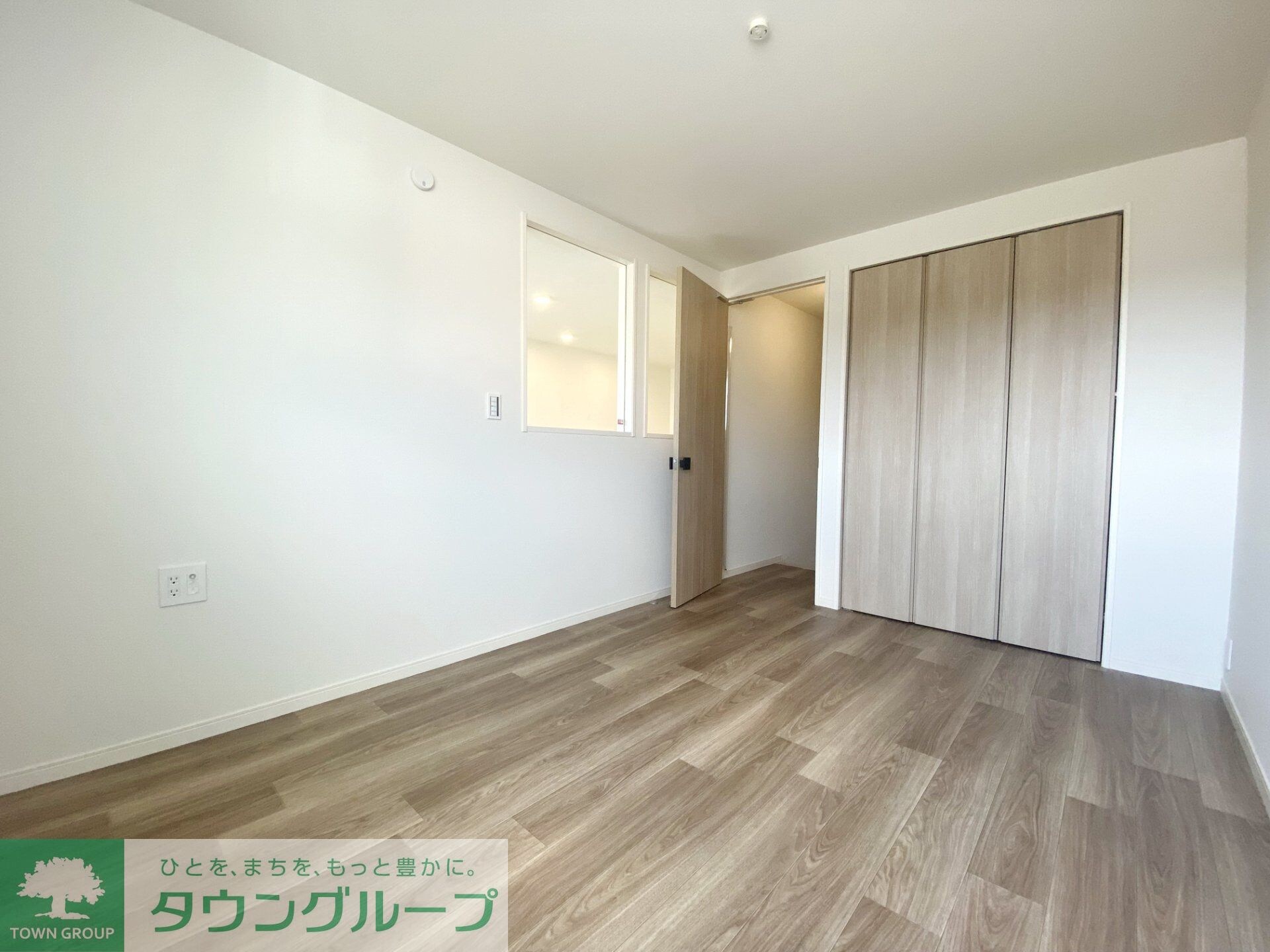 物件内観写真7　(リビング/居室)