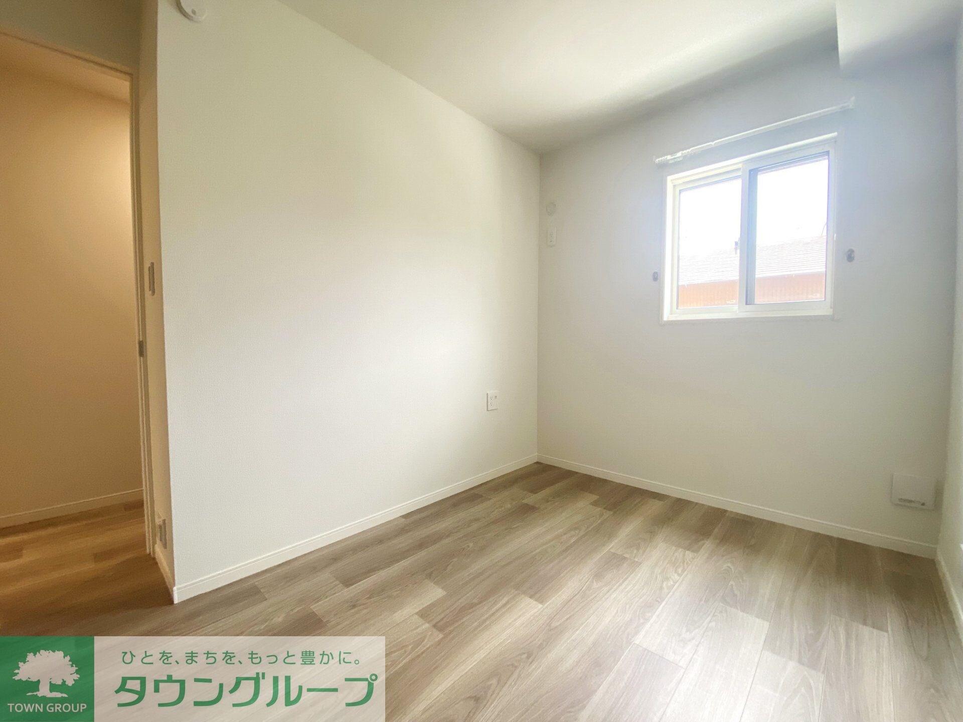 物件内観写真16　(リビング/居室)