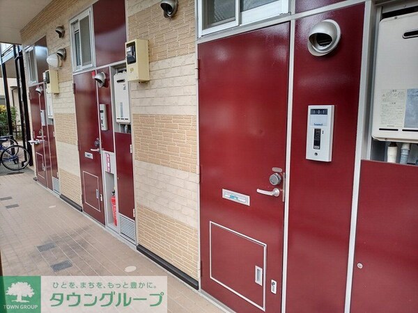玄関(玄関に宅配ＢＯＸ付き)