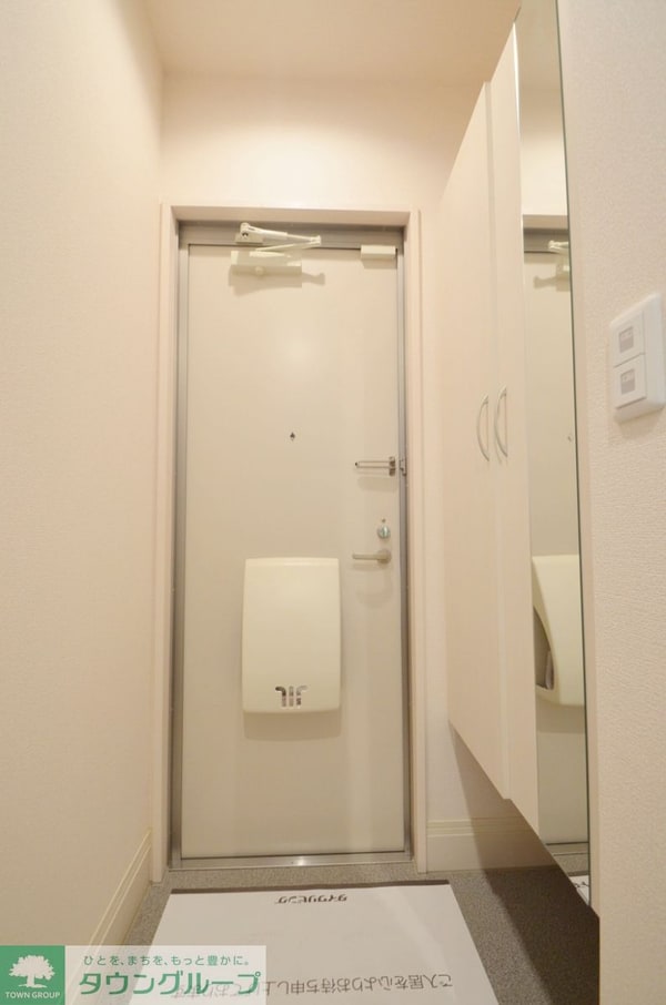 玄関(設備)