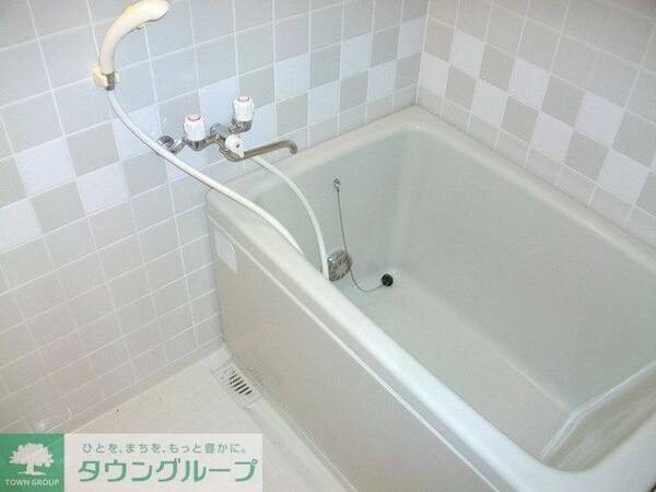 バス／シャワールーム等(追い焚き機能付きお風呂です)