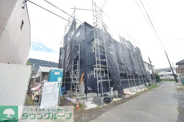 エントランス(駐車場)
