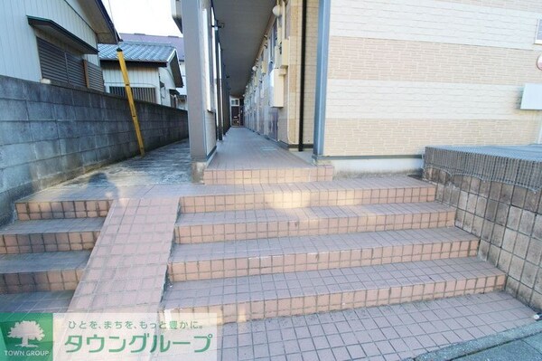 エントランス(庭)