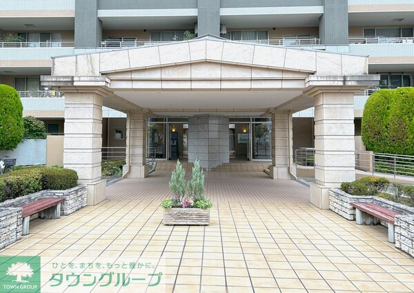 エントランス(エントランスゲート)