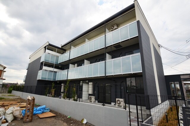 物件外観写真1　(おしゃれな外観)