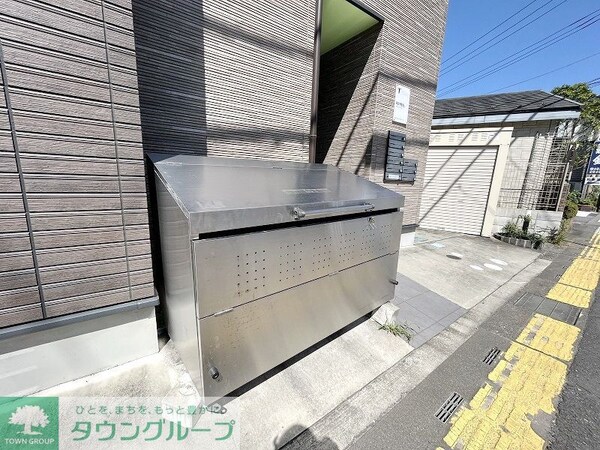 共有部分(ゴミ置き場)