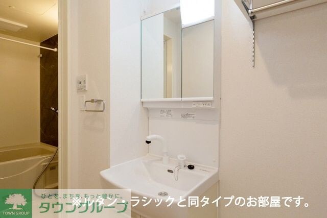 物件内観写真5　(洗面)