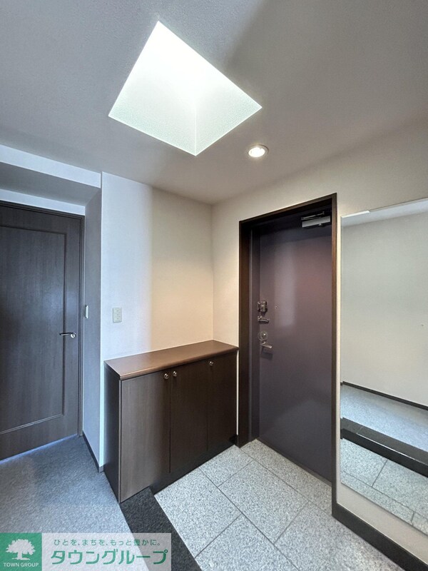 玄関(※クリーニング前)